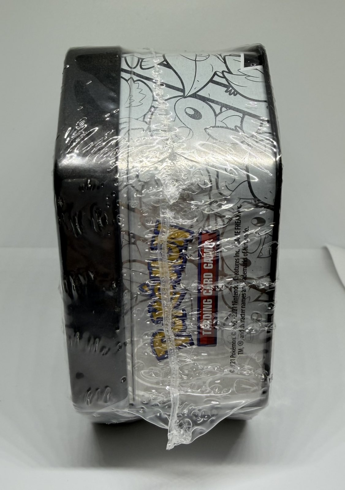 25th Small Tin (Lance Charizard V / Dark Sylveon V) [Quezon City]