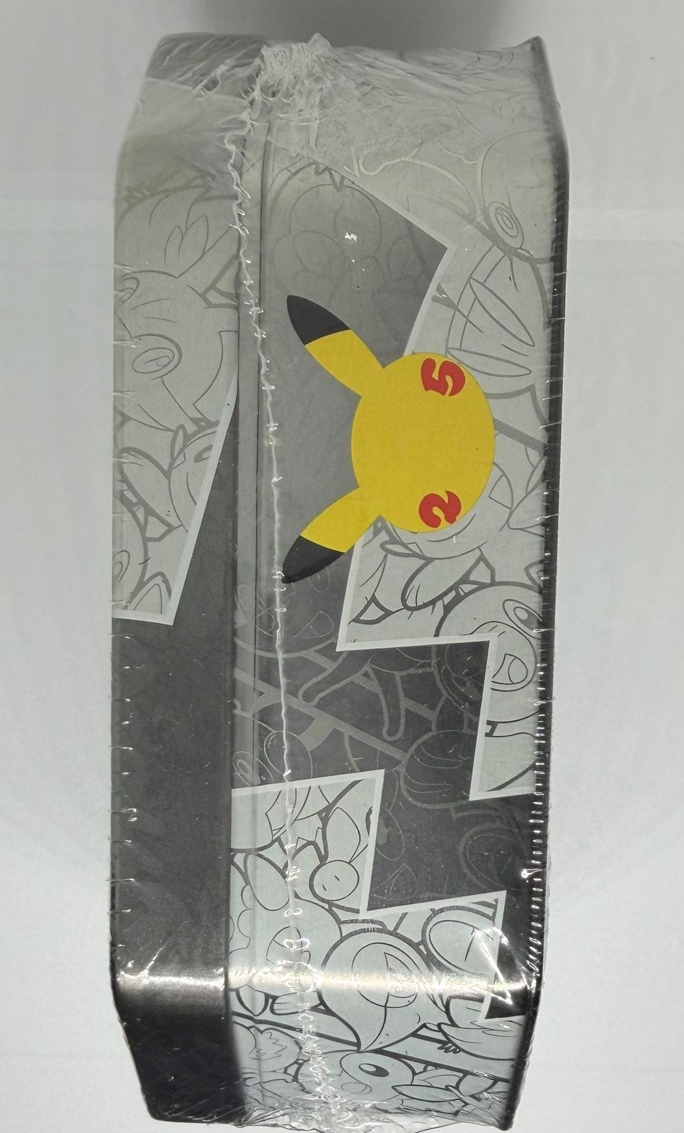 25th Small Tin (Lance Charizard V / Dark Sylveon V) [Quezon City]